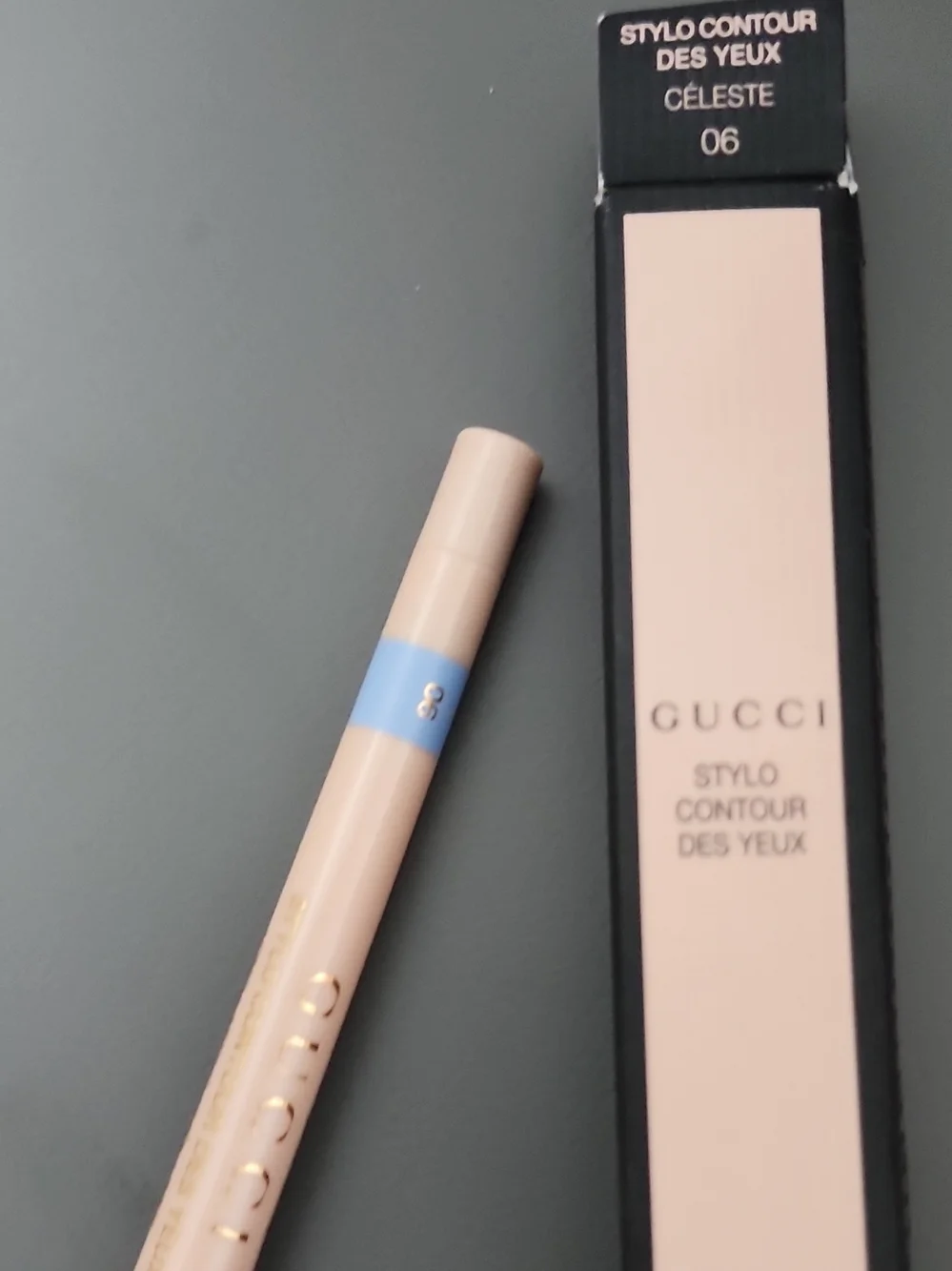Gucci Eyeliner Pencil in Light Blue & Pale Pink with Gold Cap